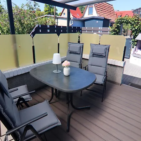 In Mit Terrasse Und Garten, Cleaning Included Neubukow