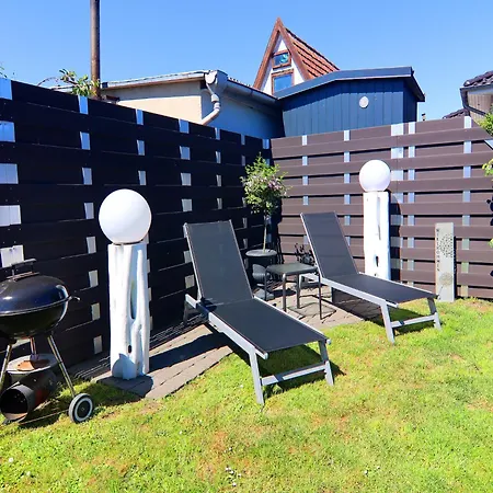 Ferienhaus In Mit Terrasse Und Garten, Cleaning Included